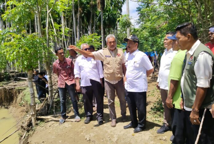 Tanggapi Keluhan Masyarakat, Wakil Bupati Aceh Besar Tinjau Lokasi Banjir