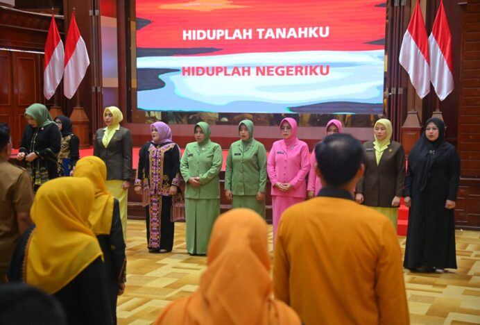 Ketua Dekranasda Aceh Besar Hadiri Pengukuhan Pengurus Dekranasda Aceh