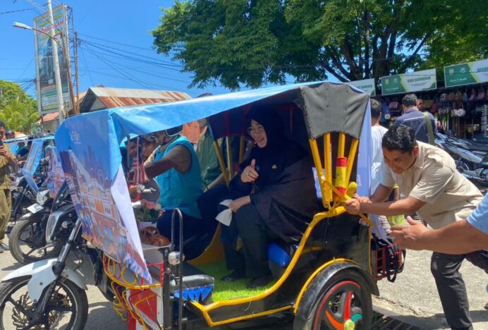 Wali Kota Banda Aceh Luncurkan Transportasi Pariwisata Murah Meriah, Becak Heritage Tour