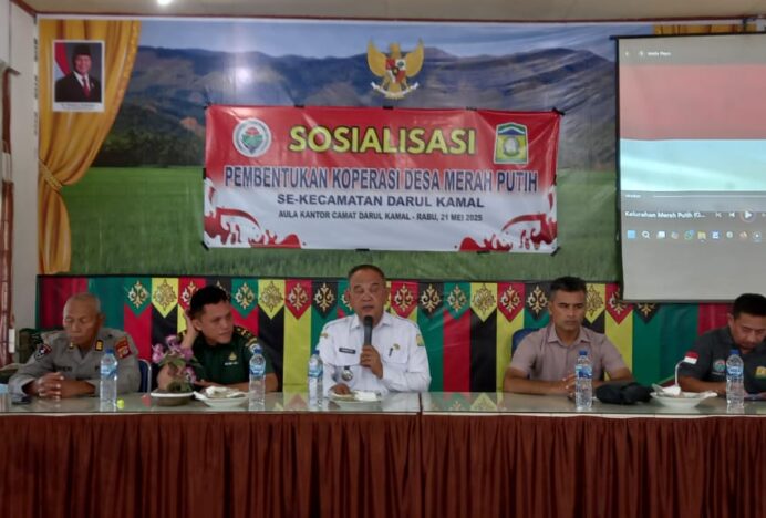 Camat Subhan Buka Sosialisasi Pembentukan Koperasi Desa Merah Putih Se-Kecamatan Darul Kamal