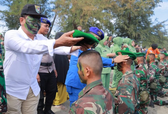 Bupati Aceh Besar Diwakili Makmun di Acara Pembaretan Prajurit