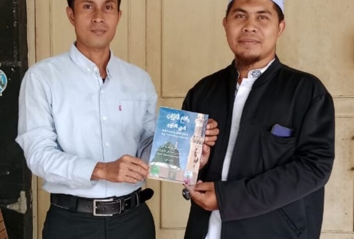 Tgk. Khaidir Ali El-Sawanji Tulis Buku Miftahul Khairat
