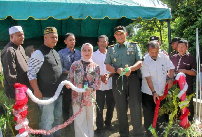 Dandim 0101/KBA Serahkan Sumur Bor Hasil Kolaborasi dengan PNM di Aceh Besar