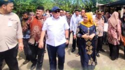 Camat Lueng Bata Dampingi Wamen Fahri Kunjungi Perumahan Cinta Kasih