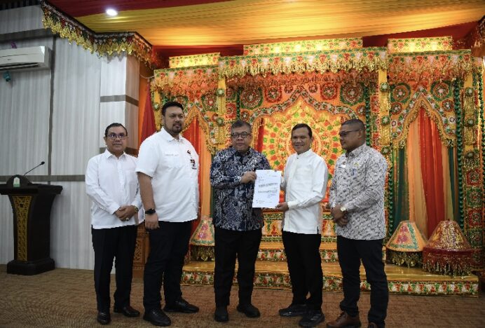 Wagub Fadhlullah Sambut Wamen Kementerian PKP di Aceh