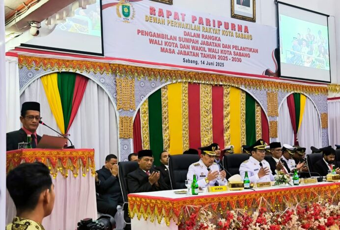 Kakankemenag Pimpin Doa pada Pelantikan Wali Kota dan Wakil Wali Kota Sabang