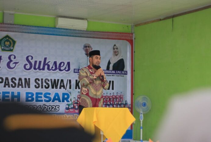 Kemenag Aceh Besar Hadiri Pentas Seni dan Pelepasan Siswa Kelas VI di Indrapuri