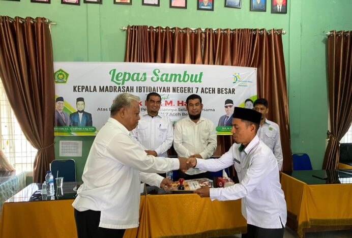 Estafet Kepemimpinan di MIN 7 Aceh Besar: Sinergi Baru Menuju Madrasah Maju