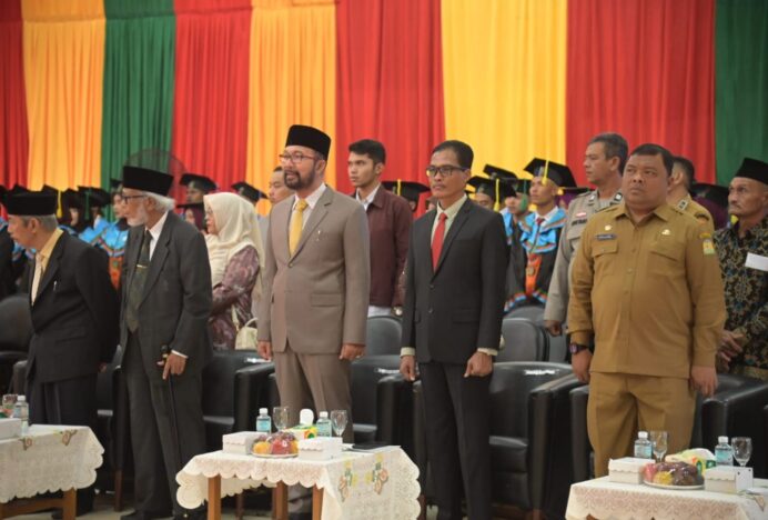 Staf Ahli Bupati Aceh Besar Hadiri Wisuda Diploma III Poliven Tahun 2025