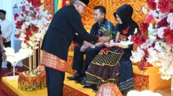 Danlanud SIM Baru Disambut Tradisi Peusejuk Setibanya di Aceh