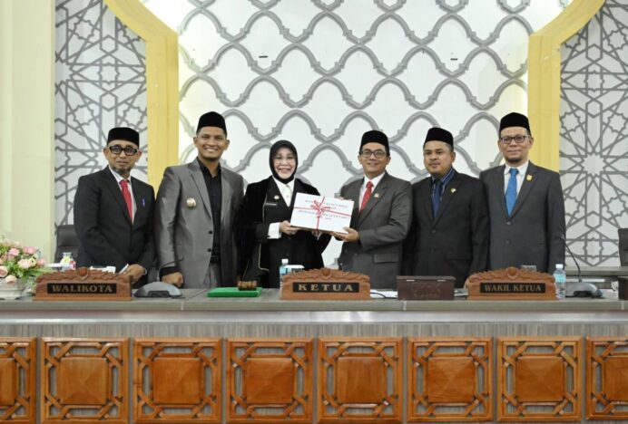 DPRK Terima Dokumen Raqan RPJM Banda Aceh Tahun 2025-2029