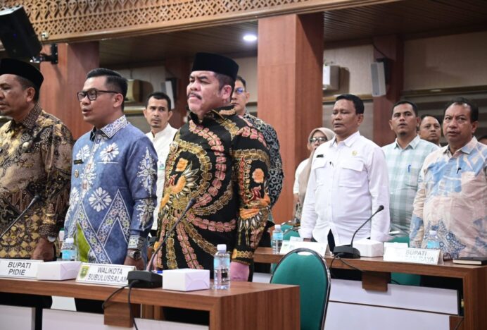 Staf Ahli Bupati Aceh Besar Hadiri Pertemuan Komisi II DPR RI dan Pemerintah Aceh