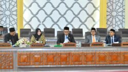 DPR Kota Sampaikan Pendapat Akhir Fraksi Terhadap Raqan Pajak, Retribusi dan RPJM Banda Aceh