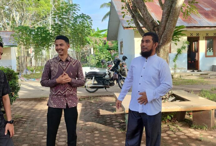 Kepala Seksi Penmad Kankemenag Aceh Besar Lakukan Sidak ke MIN 6 Aceh Besar