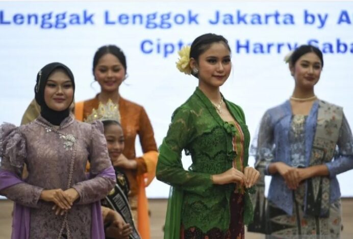 Semarak Hari Kebaya Nasional 2025, Komunitas Perempuan Berkebaya Gelar Pagelaran Budaya di Museum Mandiri