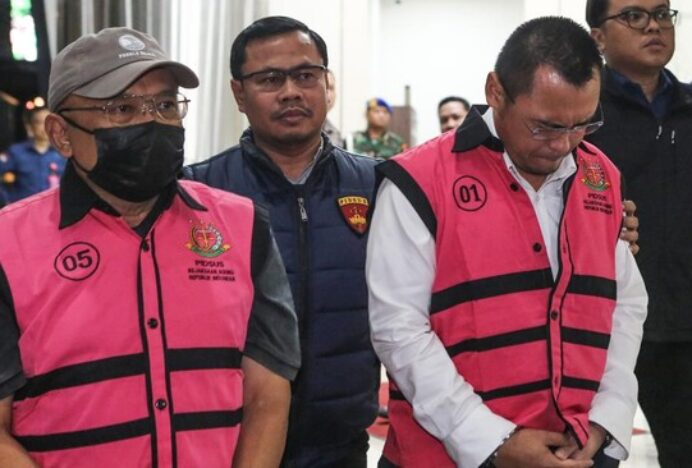 Peran 9 Tersangka Baru Kasus BBM yang Rugikan Negara Rp285 Triliun
