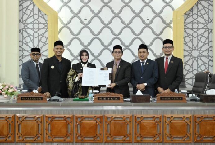 DPRK Banda Aceh Sahkan Qanun RPJM serta Qanun Pajak dan Retribusi
