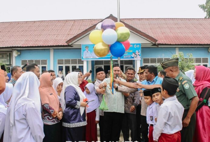Bupati Agara Luncurkan Program CKG untuk Anak Usia Sekolah