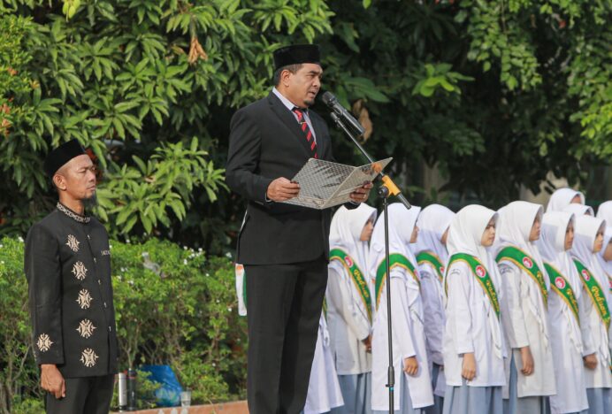 Yahwa Pimpin Upacara HUT RI ke-80: Tekankan Pentingnya Persatuan dan Toleransi