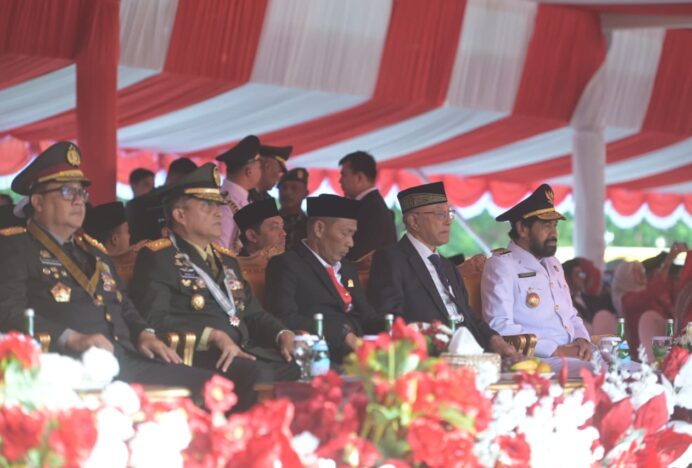 Gubernur Aceh Pimpin Upacara HUT ke-80 RI di Blang Padang