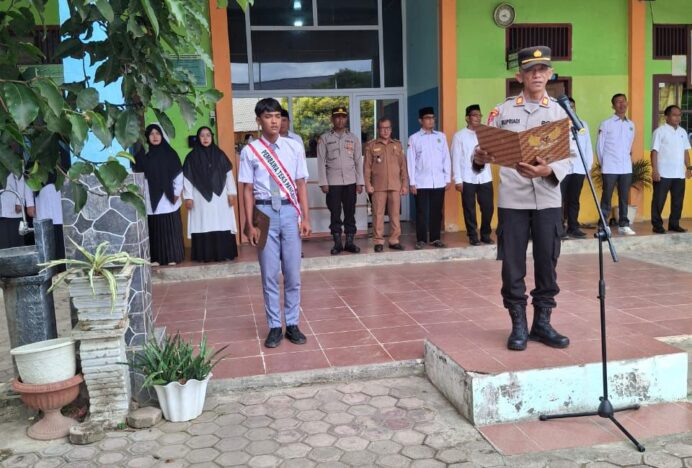 Kapolsek Kuta Malaka Jadi Irup di MAN 1 Aceh Besar
