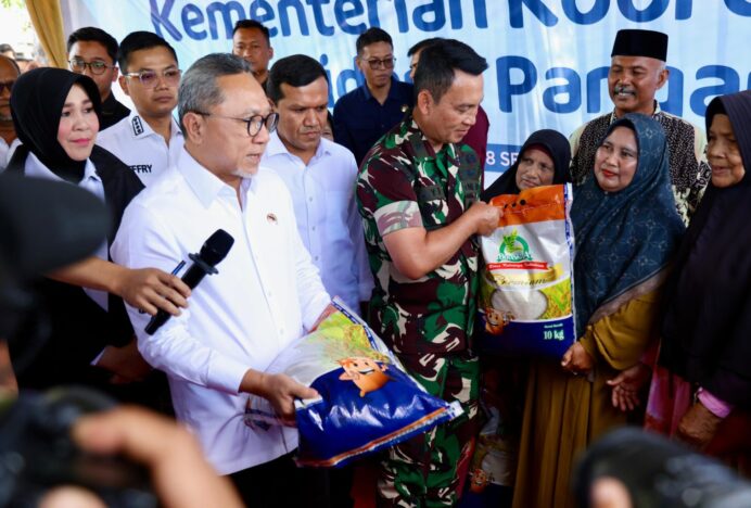 Menko Pangan dan Wagub Aceh Tinjau Koperasi Desa Merah Putih di Banda Aceh