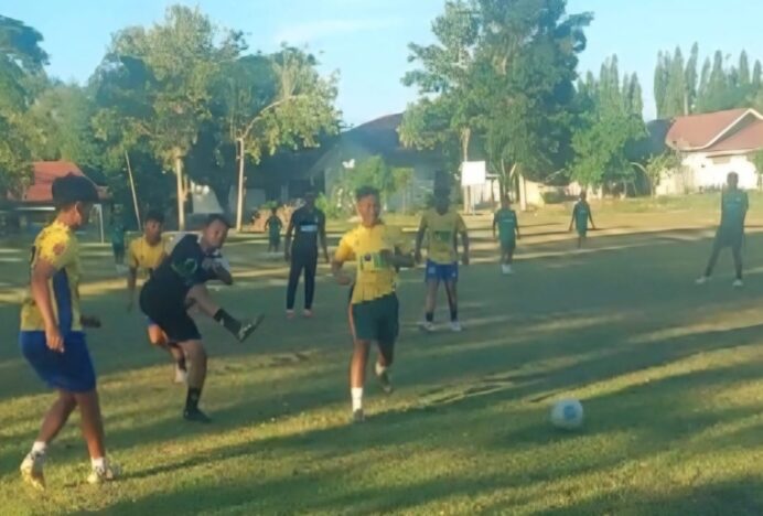 Pemain PSAB Aceh Besar Latihan Perdana