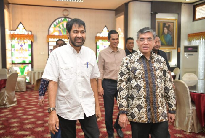 Gubernur Mualem Minta Menaker Bangun BLK Spesifikasi Khusus di Aceh