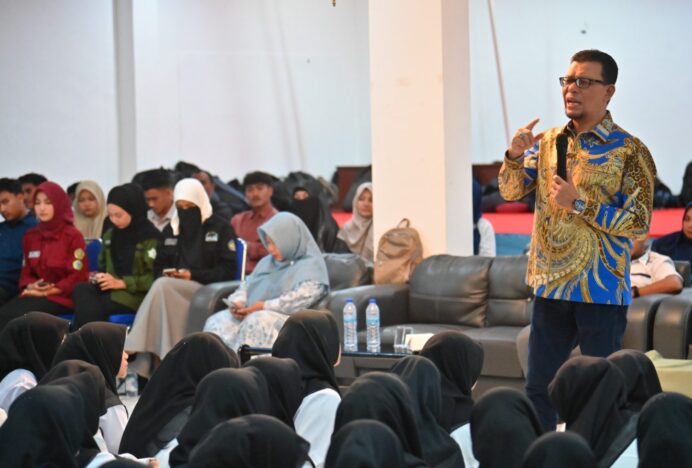 Wakil Ketua DPRK Banda Aceh Motivasi Mahasiswa Baru FKIP USM