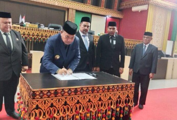 DPRK Aceh Tenggara Sahkan APBK-P 2025