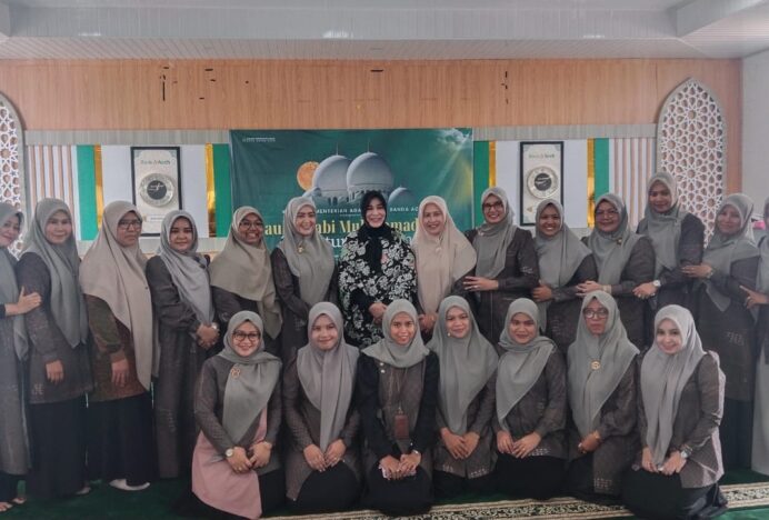 Wali Kota Banda Aceh Hadiri Peringatan Maulid Nabi di Kemenag Kota