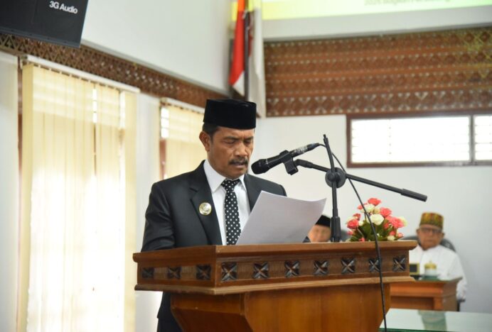 Wabup Aceh Besar Sampaikan Jawaban Eksekutif atas Pandangan Umum Fraksi DPRK Terhadap Perubahan APBK 2025