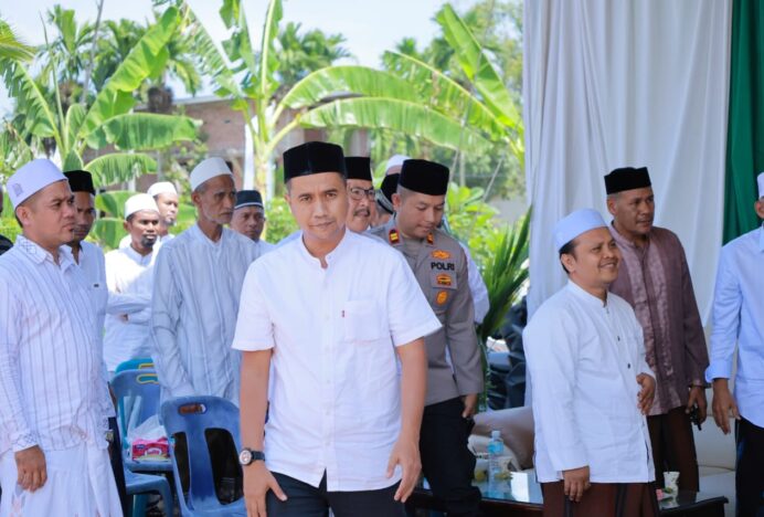 Camat Ingin Jaya Hadiri Peresmian Dayah Darul Multazam dan Maulid Nabi