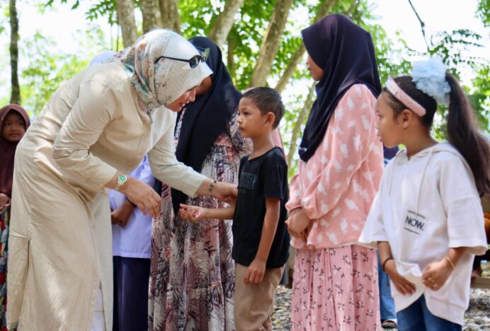 Ke Pedalaman Aceh Utara, Ketua TP PPK Aceh Hibur Yatim dan Jemput Aspirasi