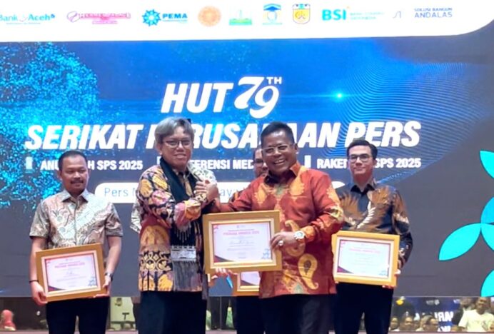 Aminullah Terima Prerana Awards SPS Pusat