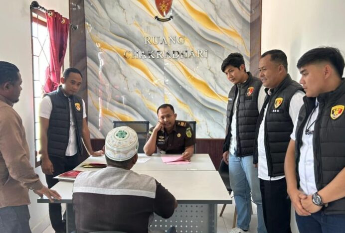 Penyidik Polres Bener Meriah Serahkan Tersangka Penyalahgunaan BBM Subsidi ke Jaksa