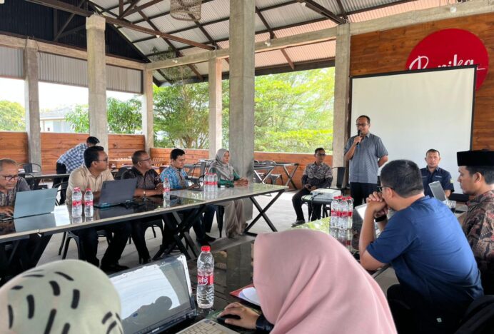 Diskominfo Aceh Besar Gelar Pelatihan PPID untuk Pengelola Kecamatan