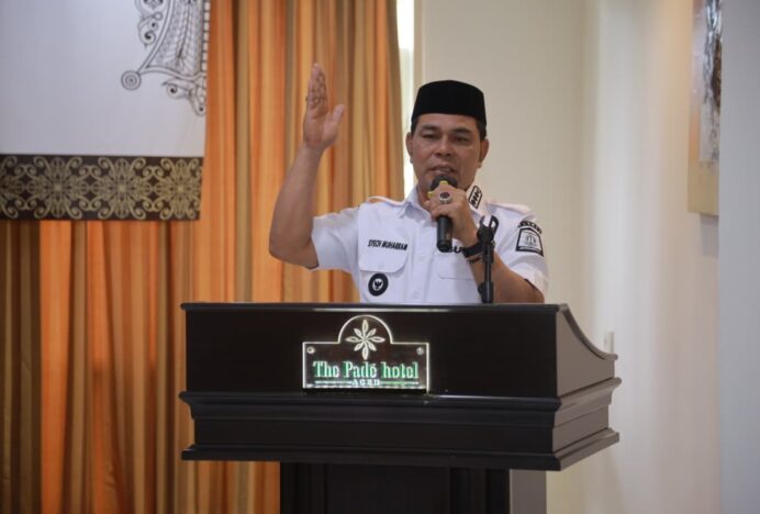 Bupati Syech Muharram Soroti Mahalnya Harga Semen di Aceh