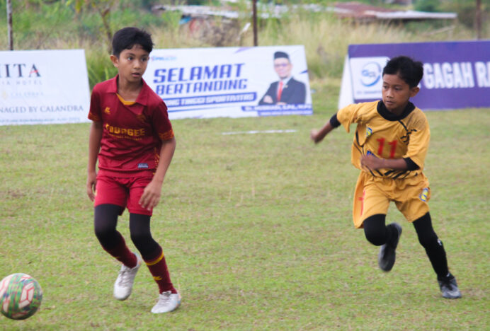 Wakil Ketua DPRK Banda Aceh Buka Turnamen Sepakbola Usia Dini HUT ke-13 Pos Aceh