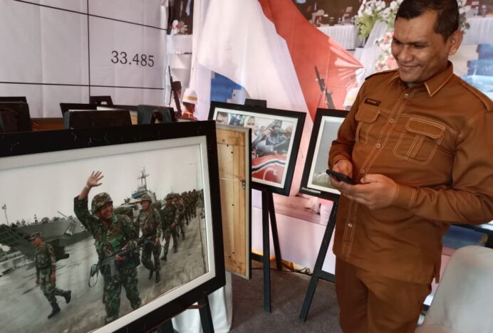 Galeri Perdamaian di Stand Kesbangpol Aceh Besar