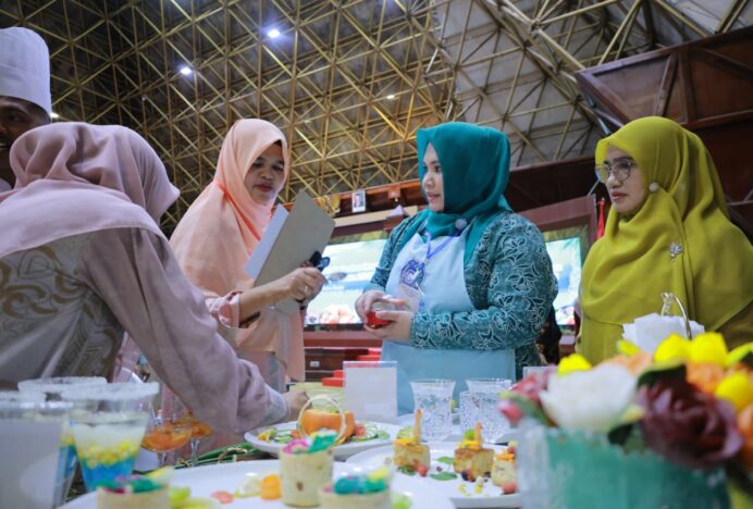 TP-PKK Aceh Besar Juara Umum Lomba Masak Serba Ikan se-Aceh