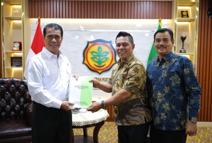 Bertemu Menteri Amran, Bupati Aceh Besar Fokus Perkuat Sektor Pertanian