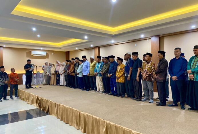 Bupati Syech Muharram Kukuhkan Pengurus FOSMADA dan FOSMADAKA