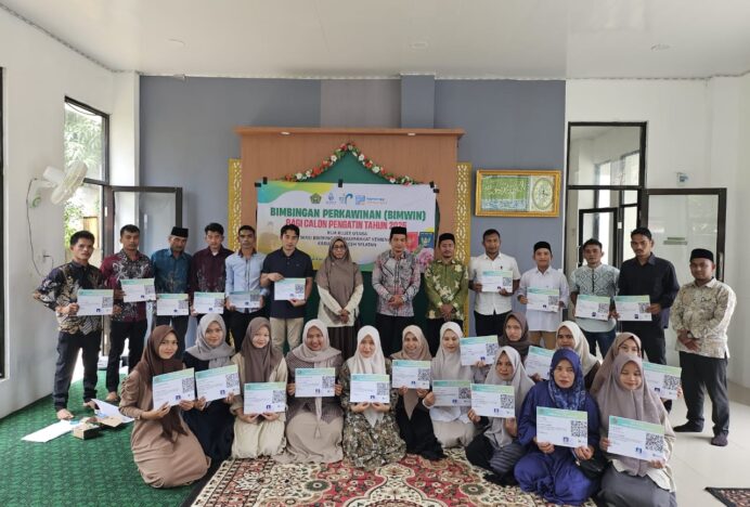 13 Pasangan Catin Ikuti Bimbingan Perkawinan di KUA Kluet Utara