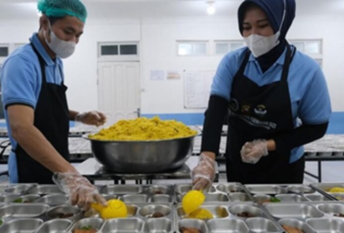 BGN Akan Rapel Tunggakan Pembayaran Gaji Petugas MBG