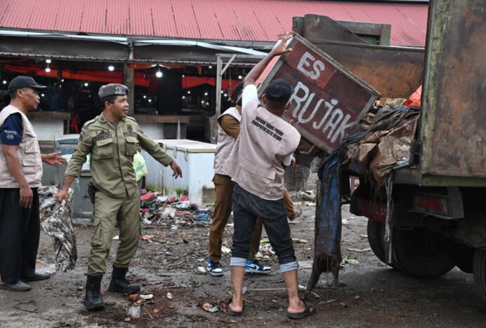 Pemkab Aceh Besar Tata Ulang Pedagang Pasar Induk Lambaro