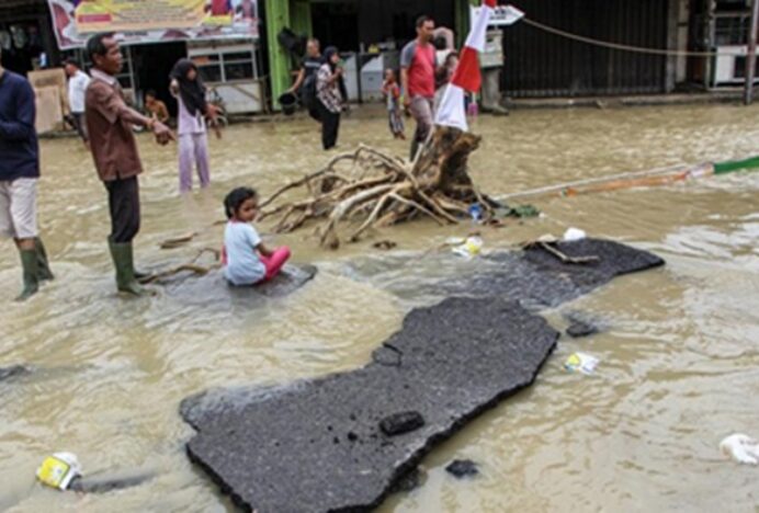 Banjir Meluas di Aceh, 20 Ribu Orang Mengungsi, 14 Meninggal Dunia