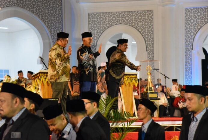 Bupati Aceh Besar Hadiri Pembukaan MTQ ke-37 Aceh di Pidie Jaya