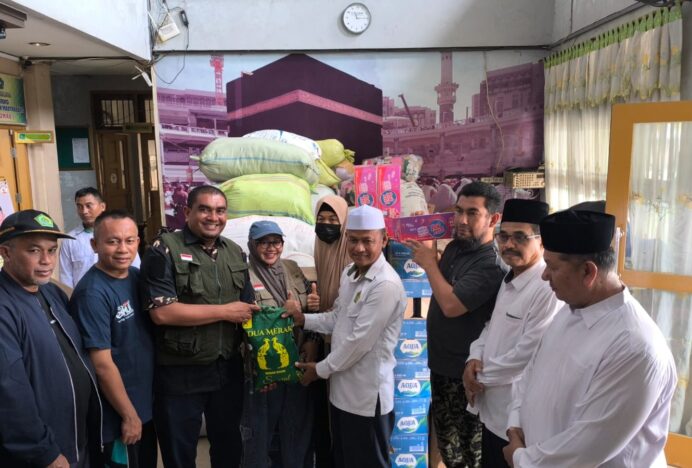Kemenag Aceh Timur Terima Bantuan Pasca bencana Banjir dari Kemenag Aceh Besar