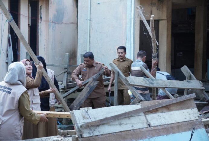 Diskopukmdag Aceh Besar Benahi Pasar Kota Jantho